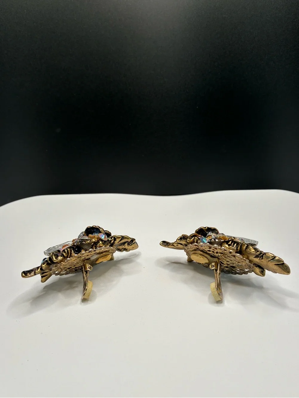 Vintage Resin 1970’s Gold-Tone Cluster Clip-on Earrings w/Crystal Accents